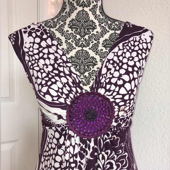 Janette Purple, White & Gold Asymmetrical Dress - Picture 3 of 16